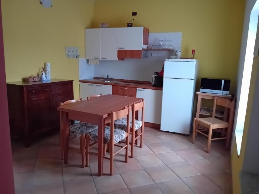 San Marzano Oliveto Cascina Cantaret Agriturismo מראה חיצוני תמונה